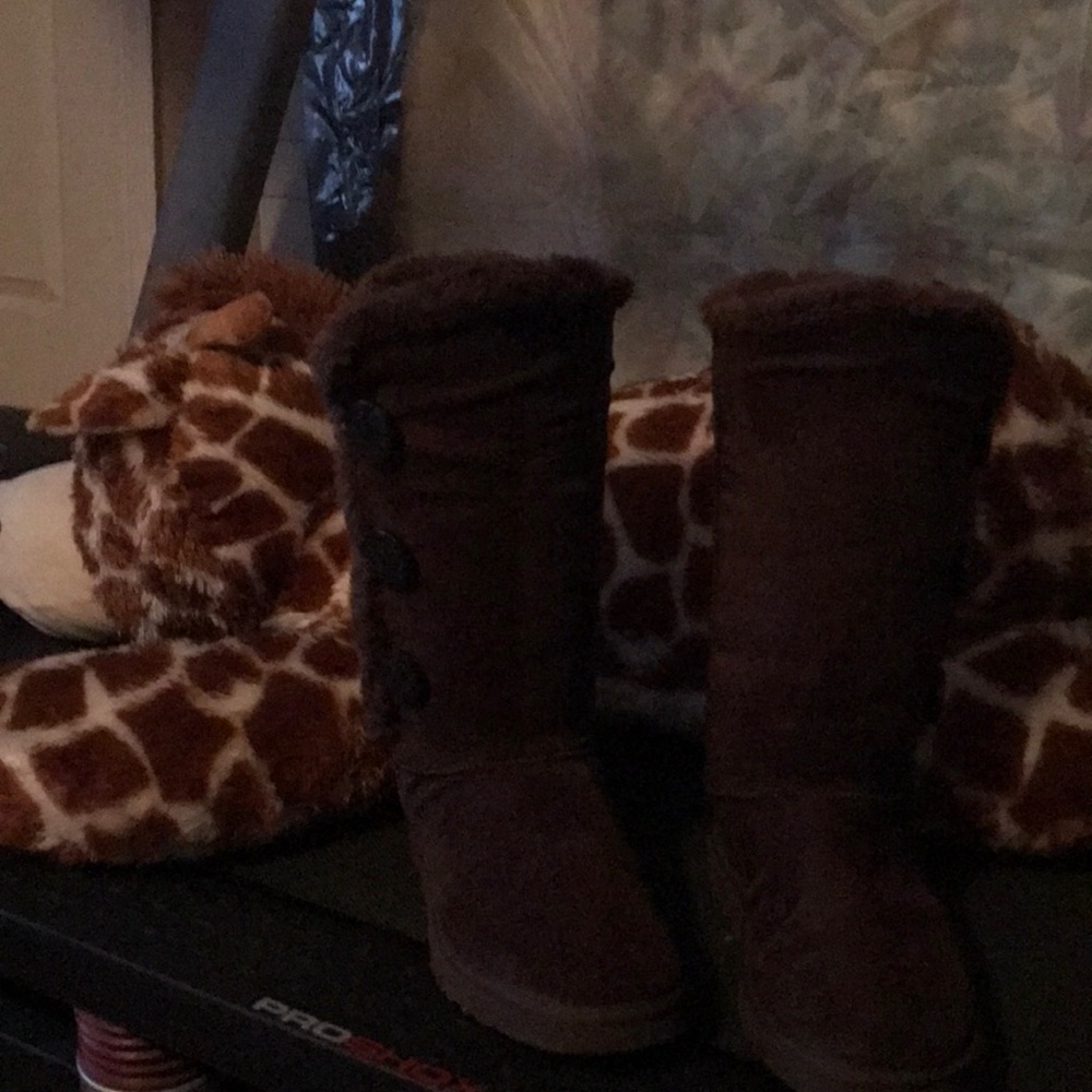 Uggs chocolate Bailey Button triplets tall boots
